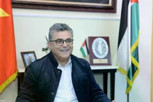 L'ambassadeur de Palestine au Vietnam Saadi Salama. 