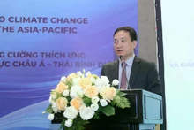 Monsieur Pham Quang Toan, directeur adjoint du département de la pêche et de l'inspection de la pêche au ministère vietnamien de l'Agriculture et de l'Environnement, a prononcé le discours d'ouverture de l'atelier. Photo : baoquocte.vn
