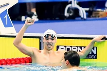Le nageur vietnamien Nguyên Huy Hoàng remporte deux médailles d'or aux Championnats aquatiques d'Asie 2025. Photo : baovanhoa.vn