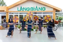Lam Dong : Langbiang fait vibrer son héritage - les gongs au cœur du tourisme culturel