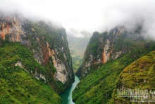 Le canyon Tu San – considéré comme « le plus majestueux » du fleuve Nho Que.
