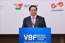 Le Premier ministre participe au Forum d'affaires du Vietnam 2025