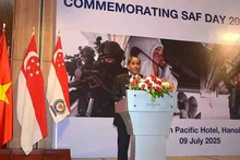 L’ambassadeur Jaya Ratnam s’exprime lors de l’événement, à Hanoi, le 9 juillet. Photo : QDND.