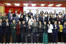Le leader du Parti Tô Lâm et les délégués. Photo : VNA.