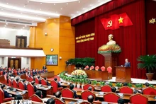 Vue du 14e plénum du XIIIe Comité central du Parti. Photo : VNA.