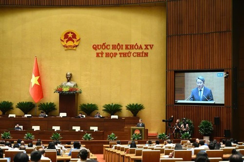 Lors de la 9e session de l’Assemblée nationale (XVe législature). Photo : VGP.