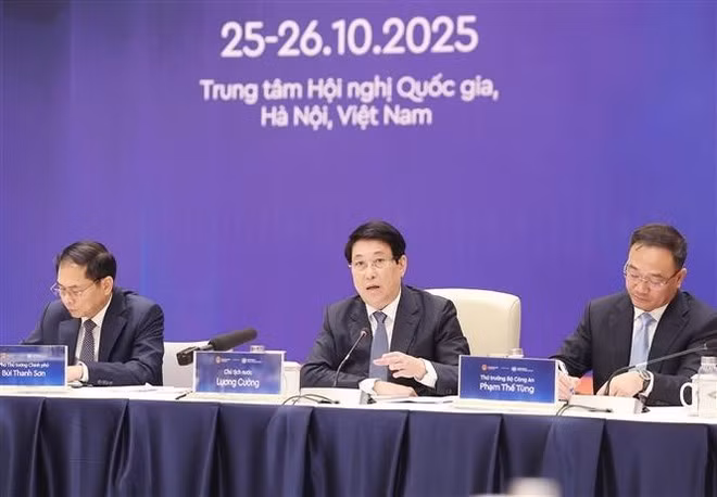 Le président Luong Cuong prend la parole lors de la répétition générale de la cérémonie de signature de la Convention de Hanoï. Photo : VNA.