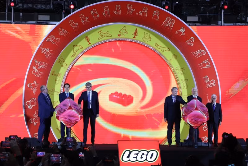 Cérémonie d'inauguration de l'usine Lego à Binh Duong. Photo : VNA