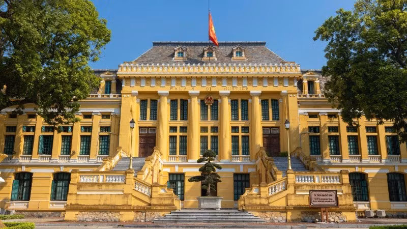 Au siège de la Cour populaire suprême.