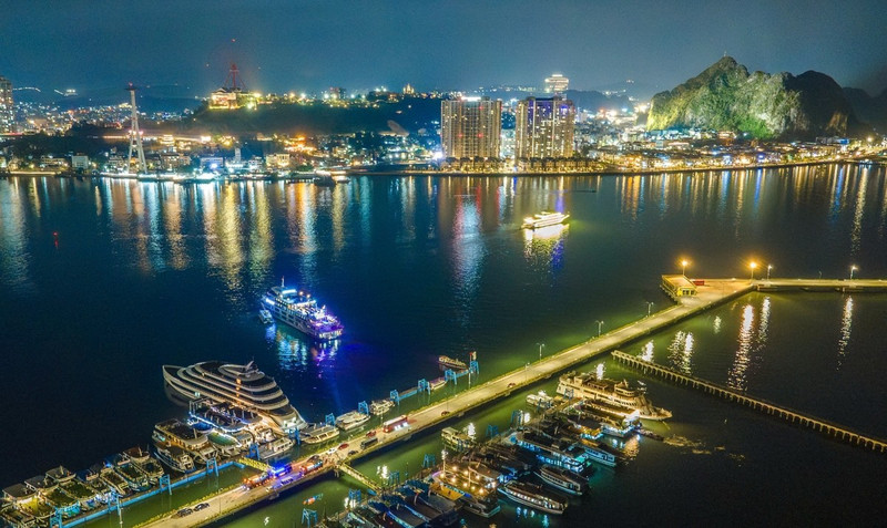 Pour la période à venir, Quang Ninh fixe l’objectif de devenir une province modèle en matière de développement global, durable et harmonieux. Photo : VOV.