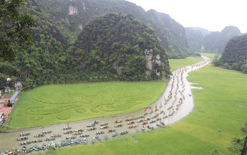 Une vue du complexe paysager pittoresque de Tràng An, province septentrionale de Ninh Binh. Photo : VNA