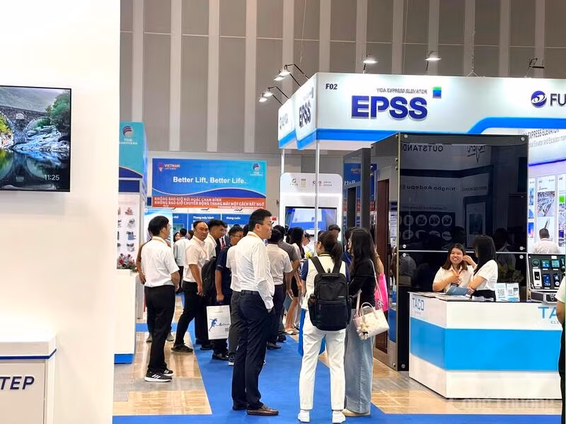 Vue générale de l’Exposition internationale des ascenseurs du Vietnam 2025. Photo : baocongthuong