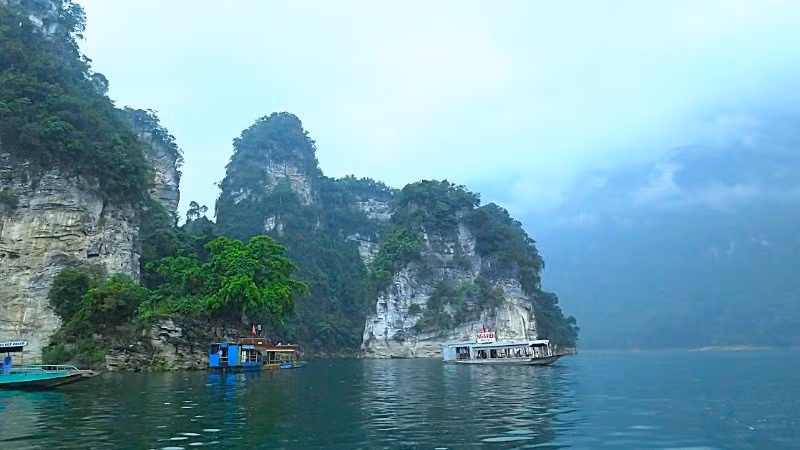 Le lac Na Hang, une beauté lyrique . Photo : NDEL