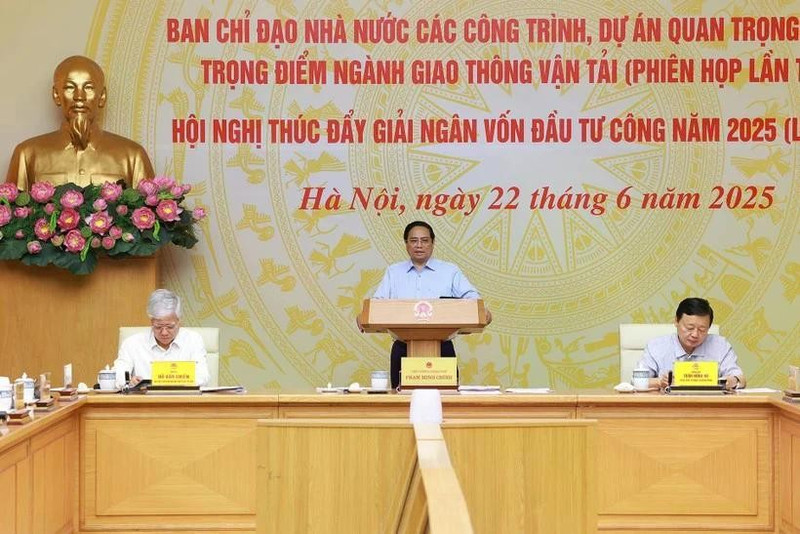 Le Premier ministre Pham Minh Chinh préside la téléconférence nationale le 22 juin. Photo : VNA.
