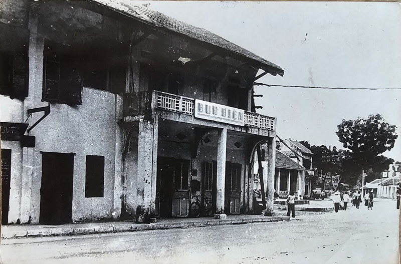 La poste de Hon Gai (aujourd'hui la poste de la province de Quang Ninh) était le siège du Viet Minh après notre prise de pouvoir à Hon Gai le 24 août 1945. Photo d'archives : musée de Quang Ninh.