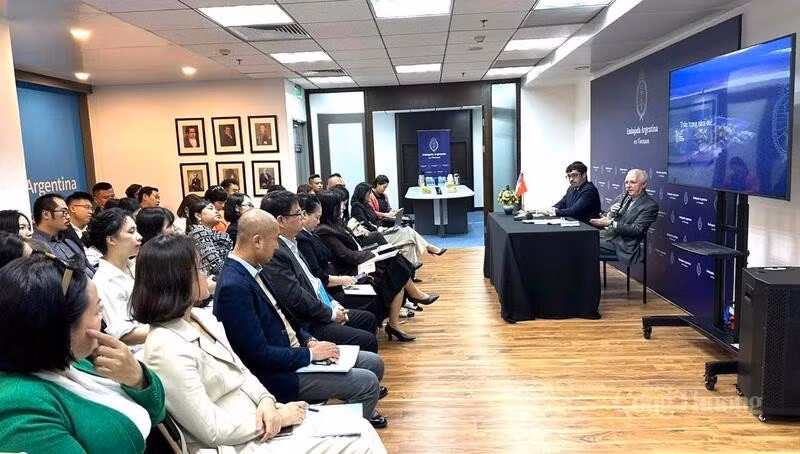 Lors du séminaire. Photo : congthuong.vn