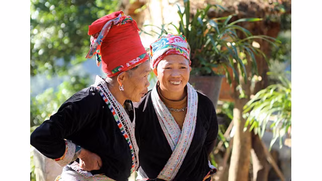 Le marché montagnard de la zone frontalière Sin Suôi Hô ảnh 2