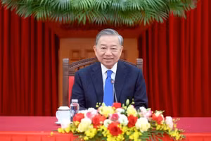 Le secrétaire général du Parti et président To Lam. Photo : NDEL.