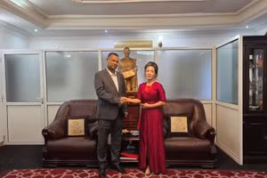 L’ambassadrice du Vietnam, Vu Thanh Huyen, et l’ambassadeur d’Éthiopie, Fekadu Beyene Ayana.