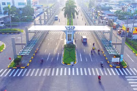 VSIP exploite un réseau de zones industrielles et urbaines dans de nombreuses localités, attirant plus de 1 000 investisseurs secondaires. Photo : Le Toan.