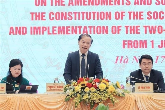 Pham Tat Thang, vice-président de la Commission de la sensibilisation, de l’éducation et de la mobilisation de masse du Comité central du Parti, s’exprime lors de la conférence de presse internationale à Hanoi, le 17 juin. Photo : VNA. Pham Tat Thang, vice-président de la Commission de la sensibilisation, de l’éducation et de la mobilisation de masse du Comité central du Parti, s’exprime lors de la conférence de presse internationale à Hanoi, le 17 juin. Photo : VNA.