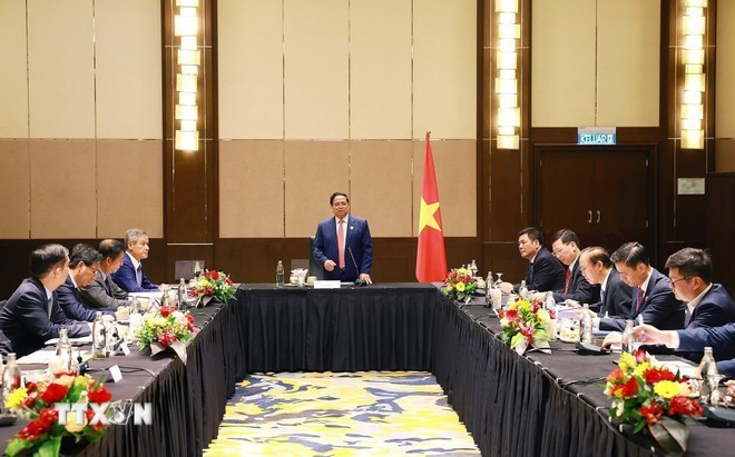 Le Premier ministre Pham Minh Chinh rencontre les ambassadeurs vietnamiens au sein de l'ASEAN. Photo : VNA. Le Premier ministre Pham Minh Chinh rencontre les ambassadeurs vietnamiens au sein de l'ASEAN. Photo : VNA.