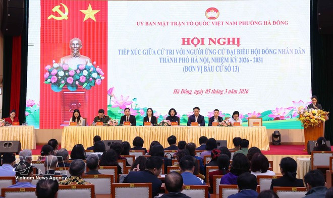 Réunion d'information et de campagne électorale des candidats au Conseil populaire municipal de Hanoï pour le mandat 2026-2031. Photo : VNA.