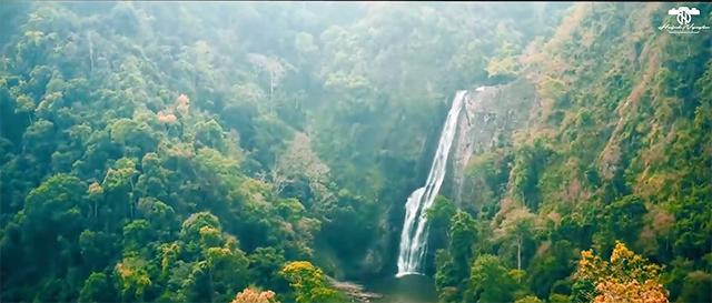 Phi Liêng, l'une des plus belles cascade de Lâm Dông