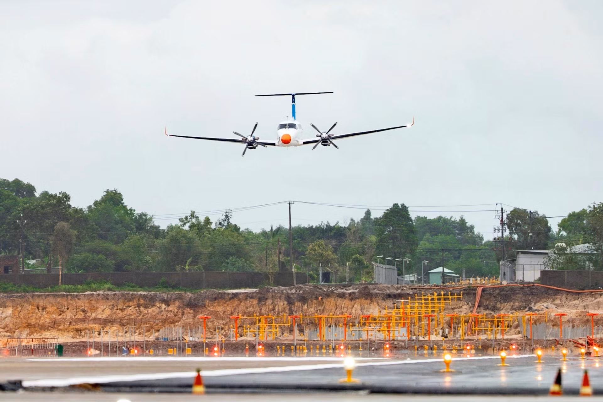 san-bay-phuong-hoang-o-phu-quoc-se-phuc-vu-apec-2027-ra-sao-6-edited-1785297288314.jpg