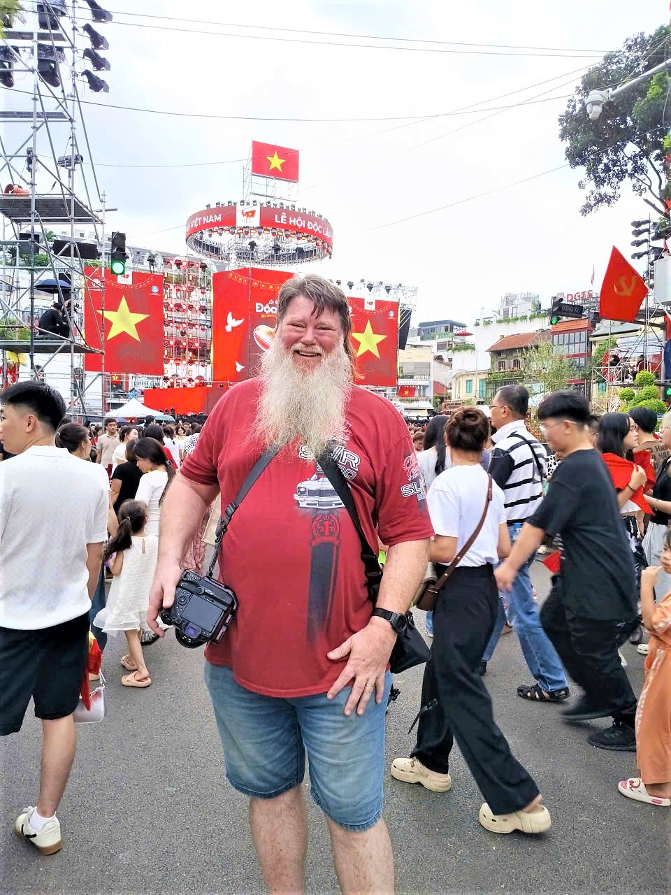 Photo : Tri Minh/NDEL. etranger-qk2025-tri-minh12.jpg