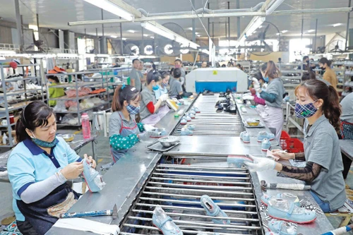 Le Vietnam souhaite se positionner comme un centre de production et d'approvisionnement fiable dans la région et dans le monde. Photo : VNA.