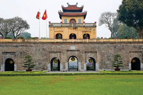 Doan Môn (Porte sud) est l'une des principales entrées menant à la Cité interdite. 