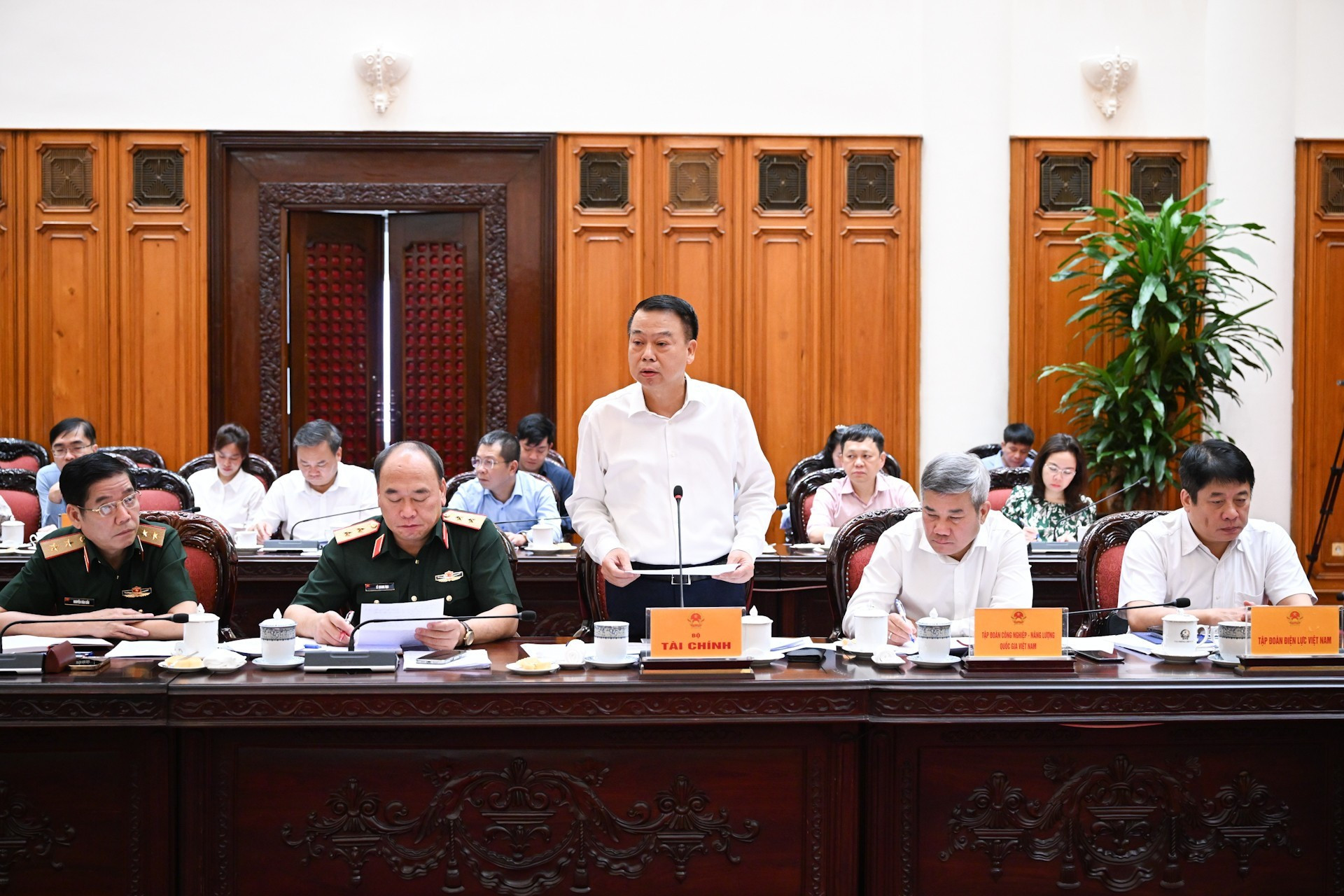 Le vice-ministre des Finances Nguyen Duc Chi prend la parole. chi.jpg