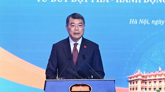 33e Conférence diplomatique : discours du Premier minister vietnamien Le Minh Hung