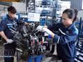 La société par actions AUTOMECH, implantée dans la zone industrielle de Dinh Tram (province de Bac Ninh), affiche un chiffre d'affaires annuel d'environ 1.000 milliards de dongs et emploie plus de 600 personnes. Photo : VNA