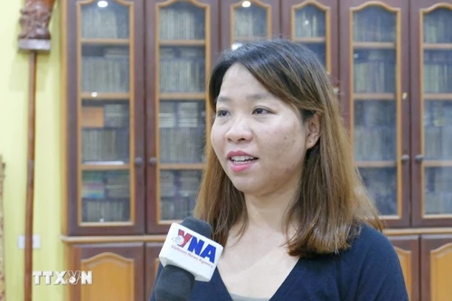 Nguyen Thi Thu Huyen, cheffe du bureau de l’Association des Vietnamiens de Vientiane. Photo : VNA.