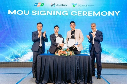 FPT s'associe à Audax Financial Technology, une entreprise dans laquelle Standard Chartered a investi, afin de promouvoir la transformation numérique complète du secteur bancaire et financier. Photo: NDEL