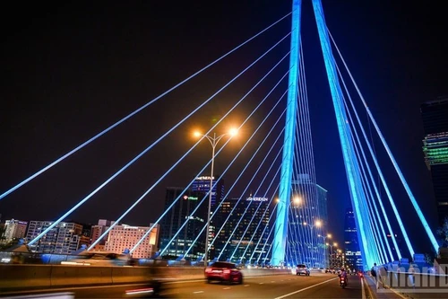 Hô Chi Minh-Ville la nuit. Photo : nhandan.vn