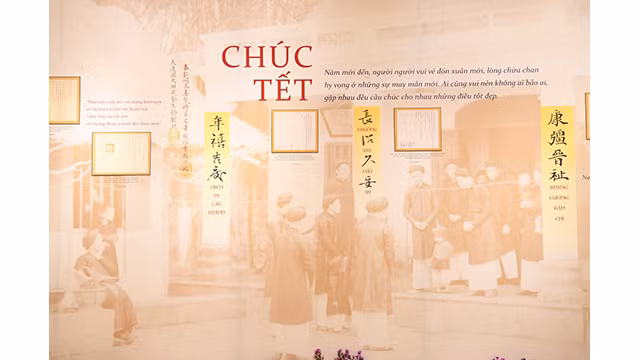  L’exposition « Têt d’autrefois » présente plus de 100 documents et images uniques sur le Têt traditionnel ảnh 3