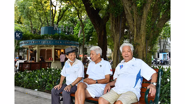 Le lac Hoàn Kiêm change de physionomie ảnh 11
