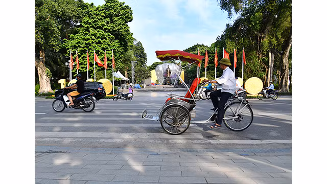 Le lac Hoàn Kiêm change de physionomie ảnh 7