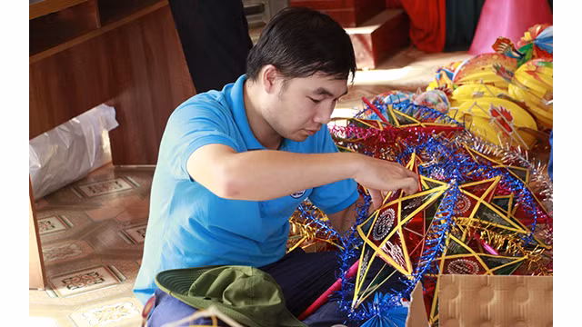 La Fête de la mi-automne précoce dans la zone frontalière Lao Khô ảnh 5