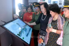 Le système de numérisation intègre des images à 360° permettant de découvrir une vue d’ensemble du mémorial de Bui Thi Cuc, martyre de la Police populaire vietnamienne, situé dans la commune de Xuan Truc, province de Hung Yen. Photo : VNA.