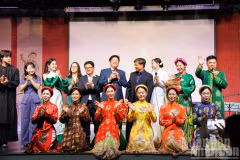 Les couleurs culturelles vietnamiennes convergent au cœur de Paris