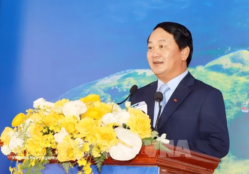 Hau A Lenh, membre du Comité central du Parti, secrétaire du Comité provincial du Parti et chef du Comité de pilotage électoral de la province. Photo : VNA.