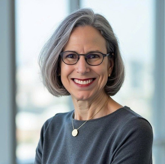 Piper Campbell, directrice du département de politique étrangère et de sécurité mondiale de l’École de politique étrangère de l’American University. Photo: VNA.