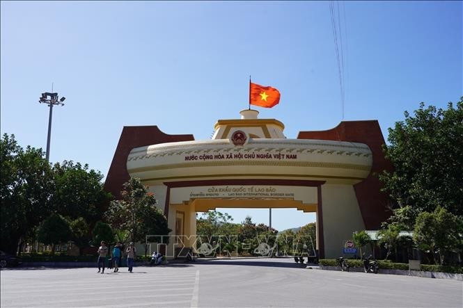 Le poste-frontière international de Lao Bao. Photo : VNA.