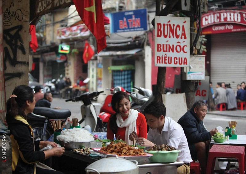 La cuisine traditionnelle de Hanoï, grâce aux saveurs délicates et à la combinaison magique des ingrédients typiques, a conquis les convives de partout, même les plus exigeants. Photo : VNP.
