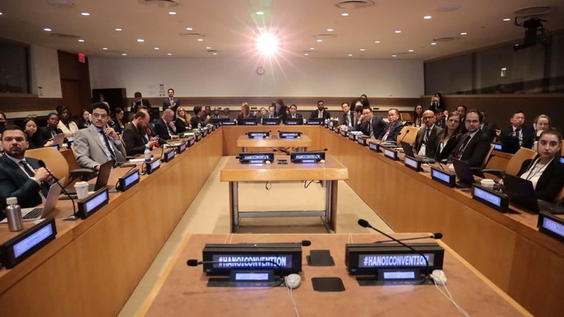 Les délégués lors de l’ouverture de la cérémonie de signature de la Convention des Nations Unies contre la cybercriminalité. Photo : Ministère vietnamien des Affaires étrangères. 
