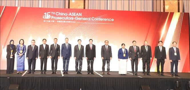 Délégués à la 15ᵉ Conférence des procureurs généraux des pays de l’ASEAN et de la Chine. Photo : VNA.